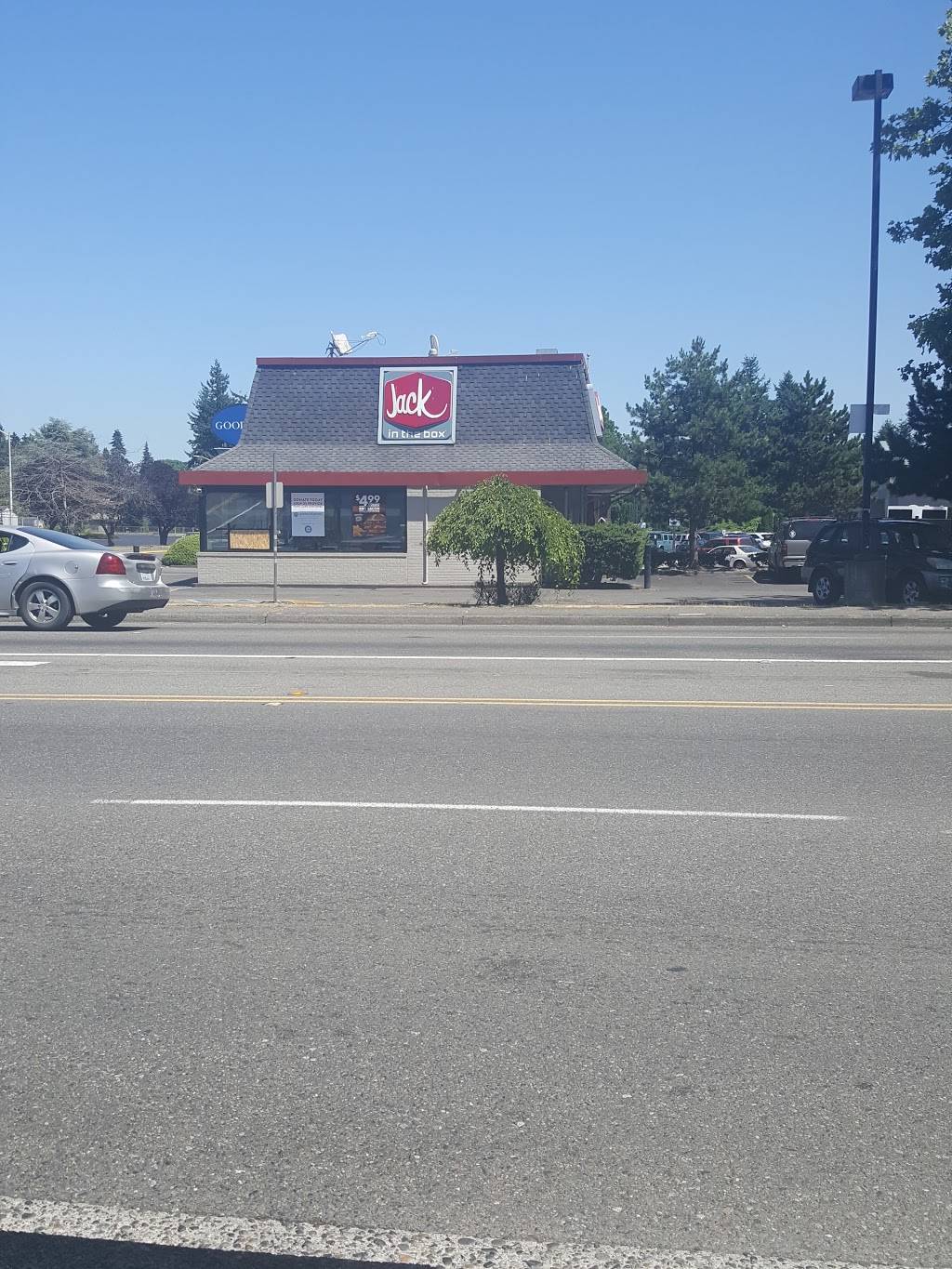 Jack in the Box | restaurant | 1127 SW 128th St, Burien, WA 98146, USA | 2062441950 OR +1 206-244-1950