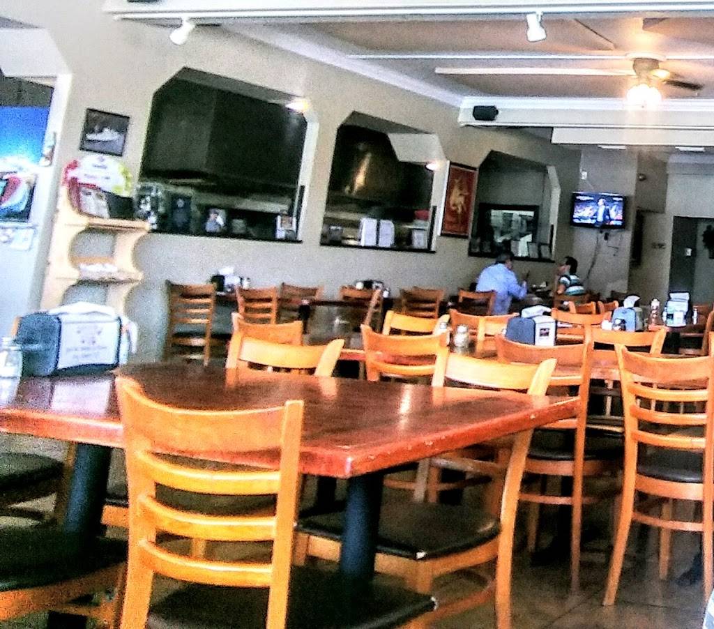 Bizzarro | restaurant | 218 Florida A1A, Satellite Beach, FL 32937, USA | 3217774992 OR +1 321-777-4992