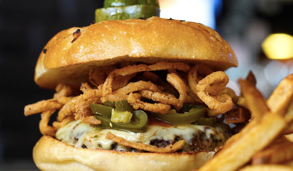 Broderick Roadhouse | restaurant | 1516 Eureka Rd, Roseville, CA 95661, USA | 9167712722 OR +1 916-771-2722