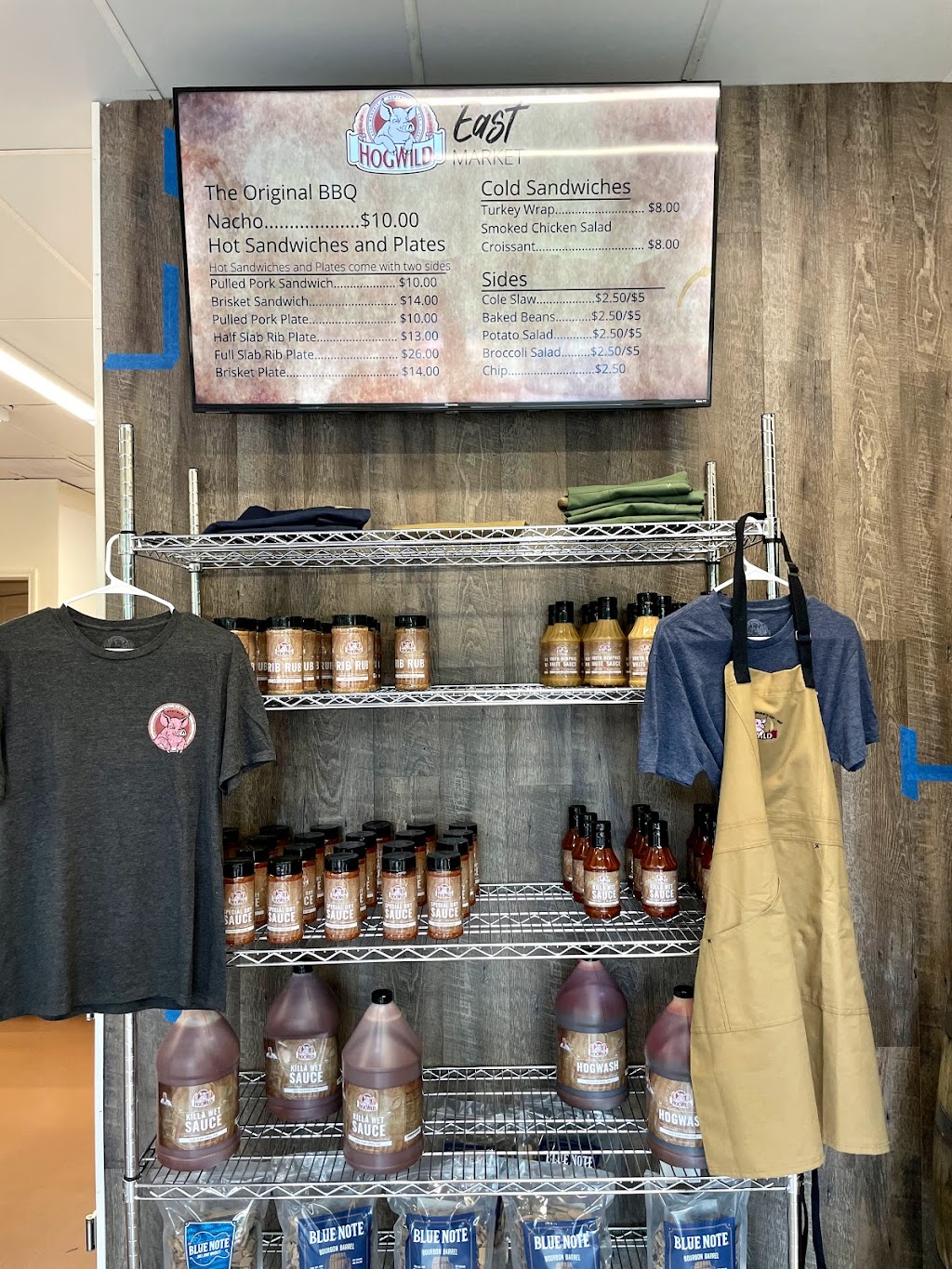 Hog Wild East, BBQ & Market | restaurant | 921 S Yates Rd, Memphis, TN 38120, USA | 9013056889 OR +1 901-305-6889