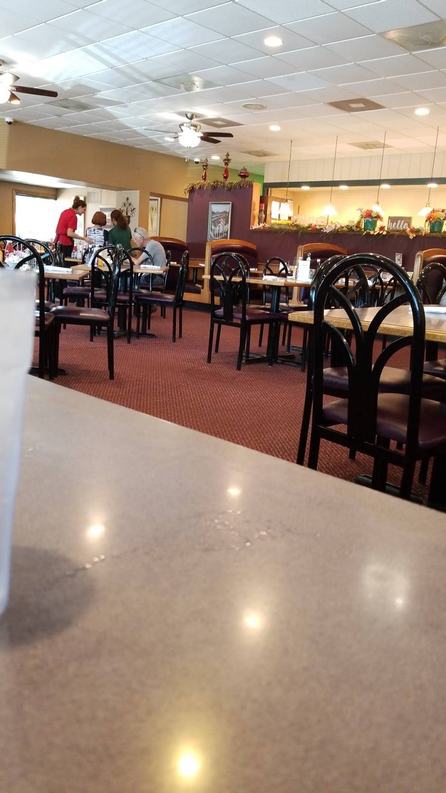 Liberty Family Restaurant | restaurant | 1131 Shooting Park Rd, Peru, IL 61354, USA | 8152243240 OR +1 815-224-3240