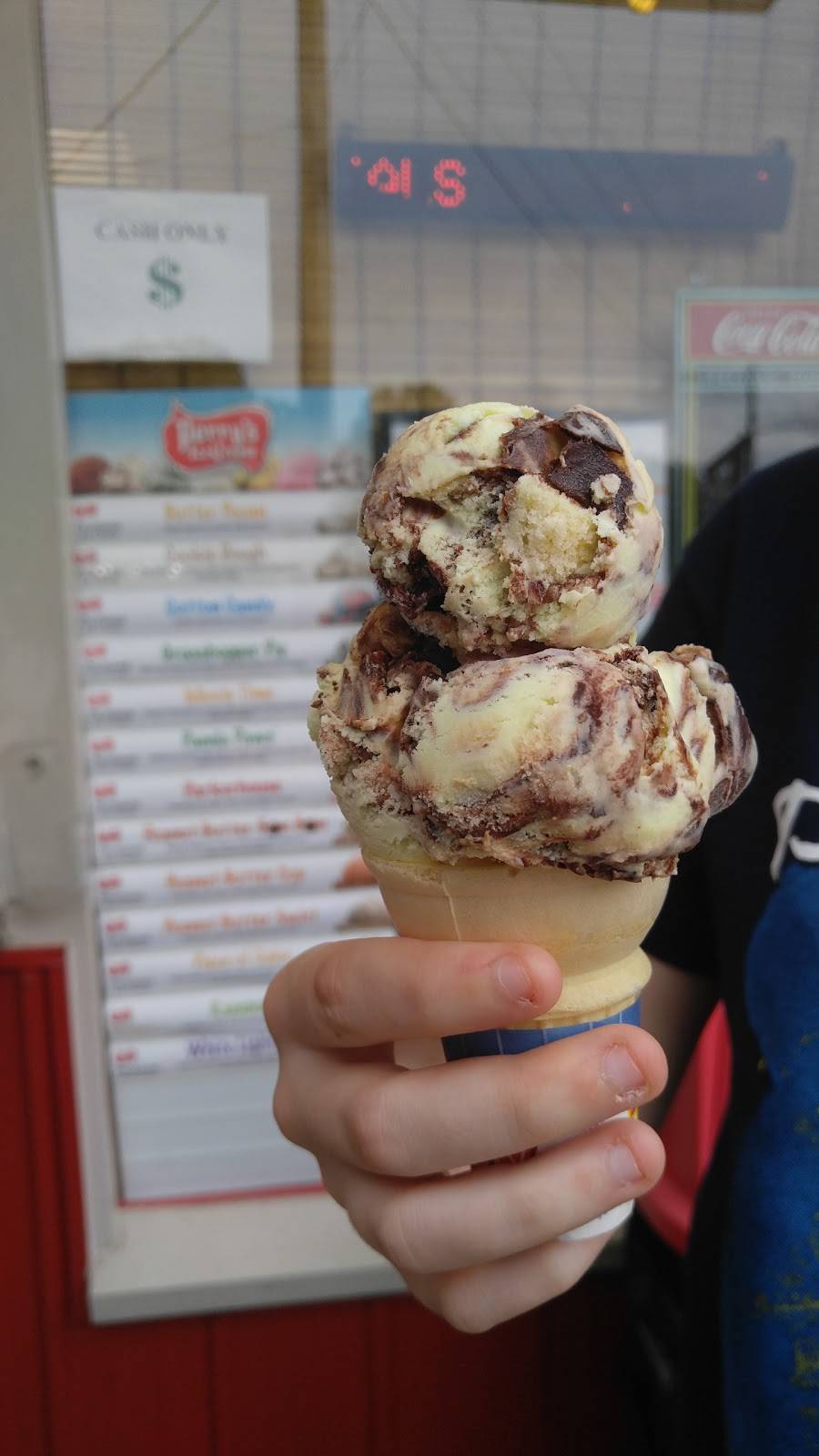 Os Dairy Hut | restaurant | 16358 Harmonsburg Rd, Meadville, PA 16335, USA | 8147244308 OR +1 814-724-4308