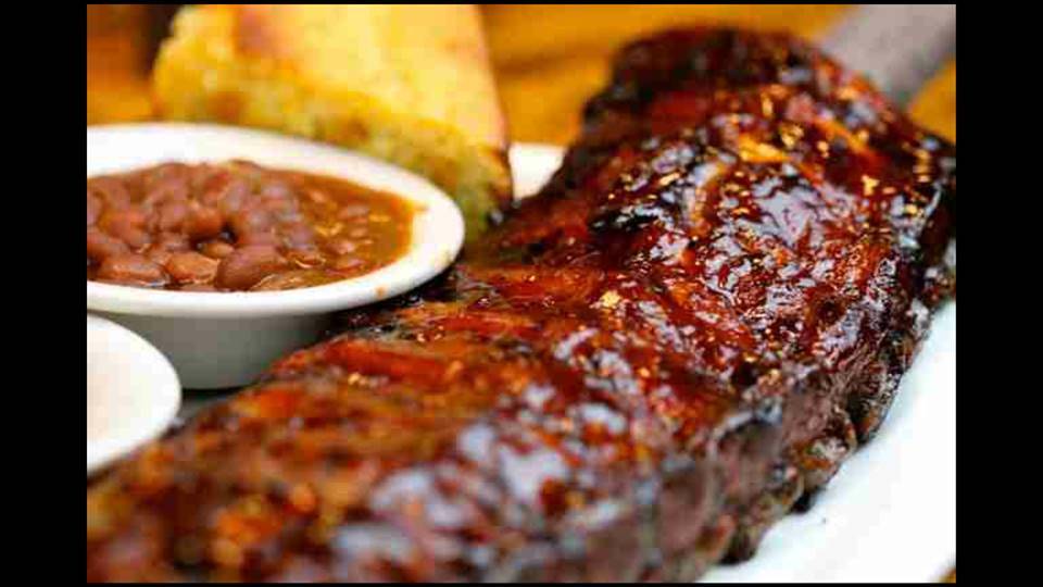 The Nashville SmokeHouse | restaurant | 2700 Tucker Rd, Nashville, TN 37218, USA | 6158669036 OR +1 615-866-9036