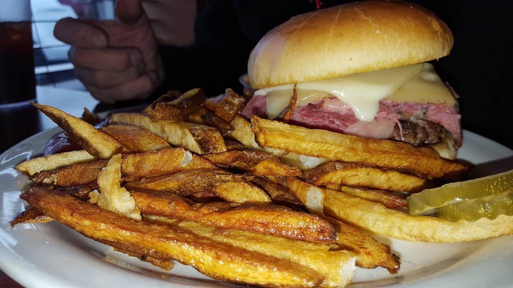 Moosehead Grill | restaurant | 7660 Leavitt Rd, Amherst, OH 44001, USA | 4409857429 OR +1 440-985-7429