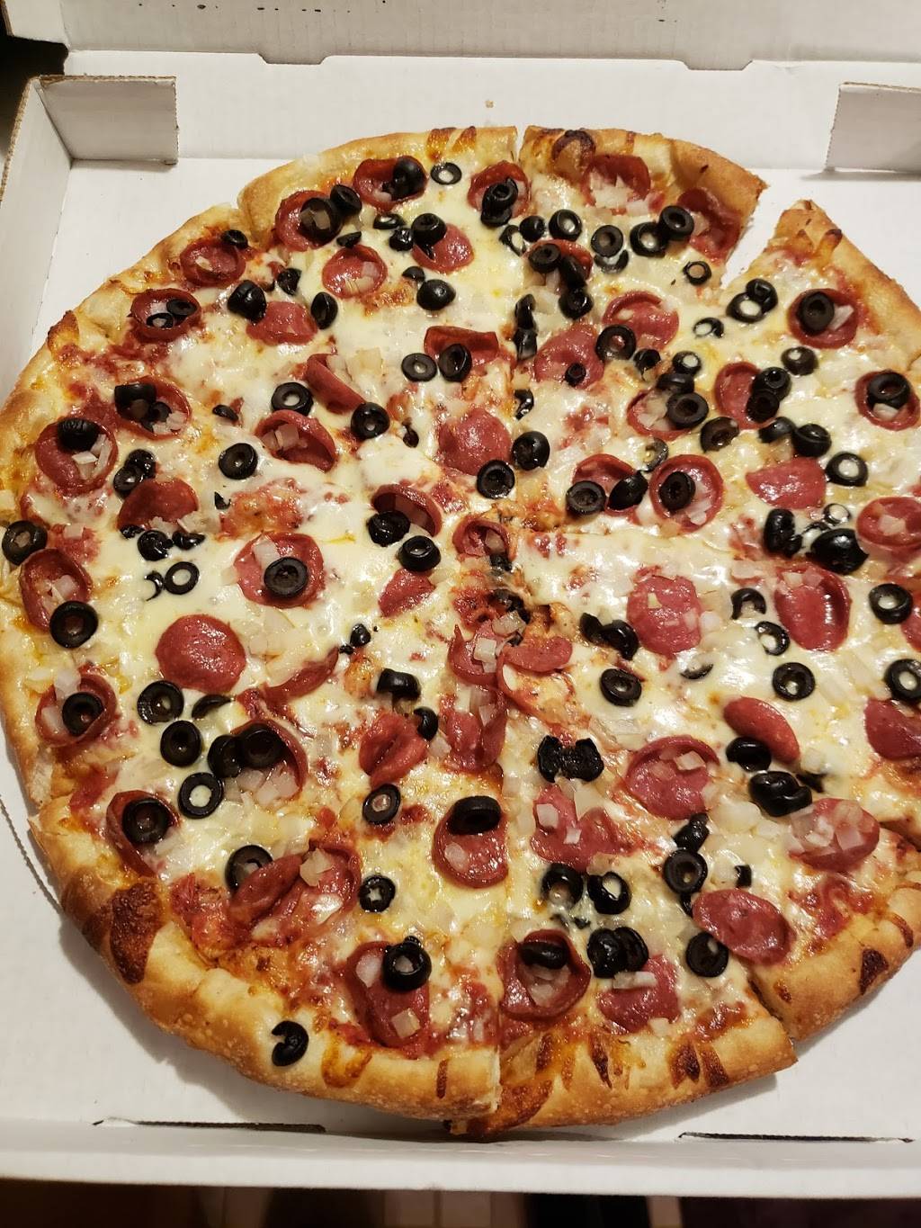 Amicos Pizzeria | restaurant | 28422 Joy Rd, Livonia, MI 48150, USA | 7347626166 OR +1 734-762-6166