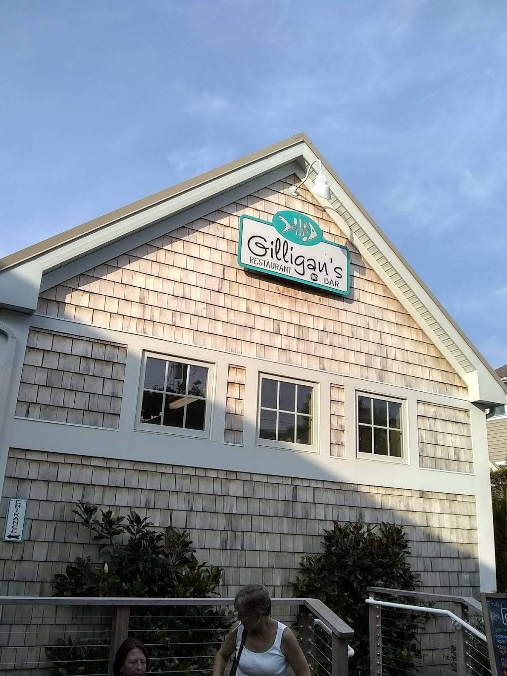 Gilligans Waterfront Restaurant | restaurant | 134 W Market St, Lewes, DE 19958, USA | 3026447230 OR +1 302-644-7230