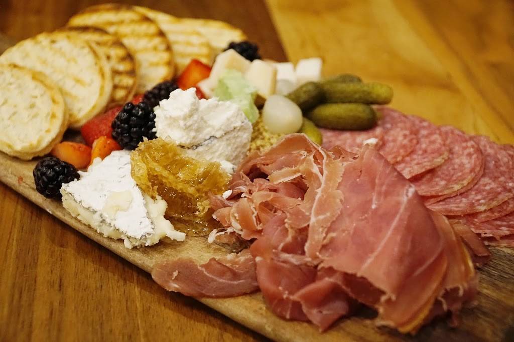 Bin 189 | restaurant | 27984 CA-189, Lake Arrowhead, CA 92352, USA | 9097443056 OR +1 909-744-3056