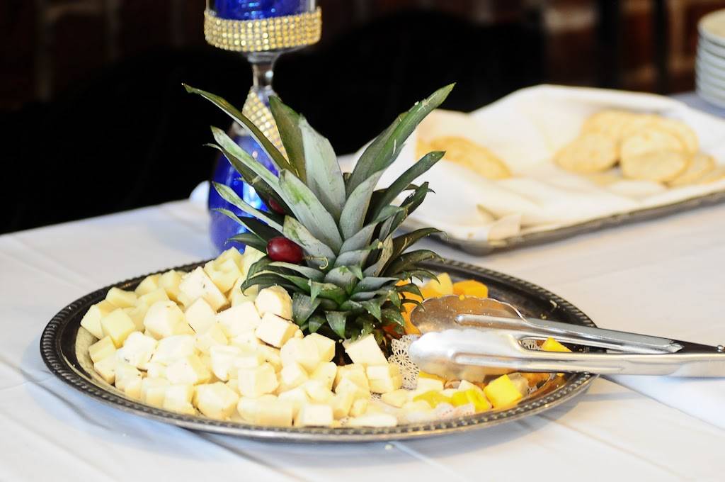 Mrs. Ks Toll House | restaurant | 1657, 9201 Colesville Rd, Silver Spring, MD 20910, USA | 3015893500 OR +1 301-589-3500