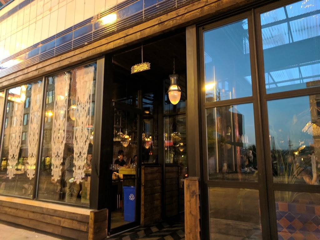 Beatnik | restaurant | 1604 W Chicago Ave, Chicago, IL 60622, USA | 3129294945 OR +1 312-929-4945