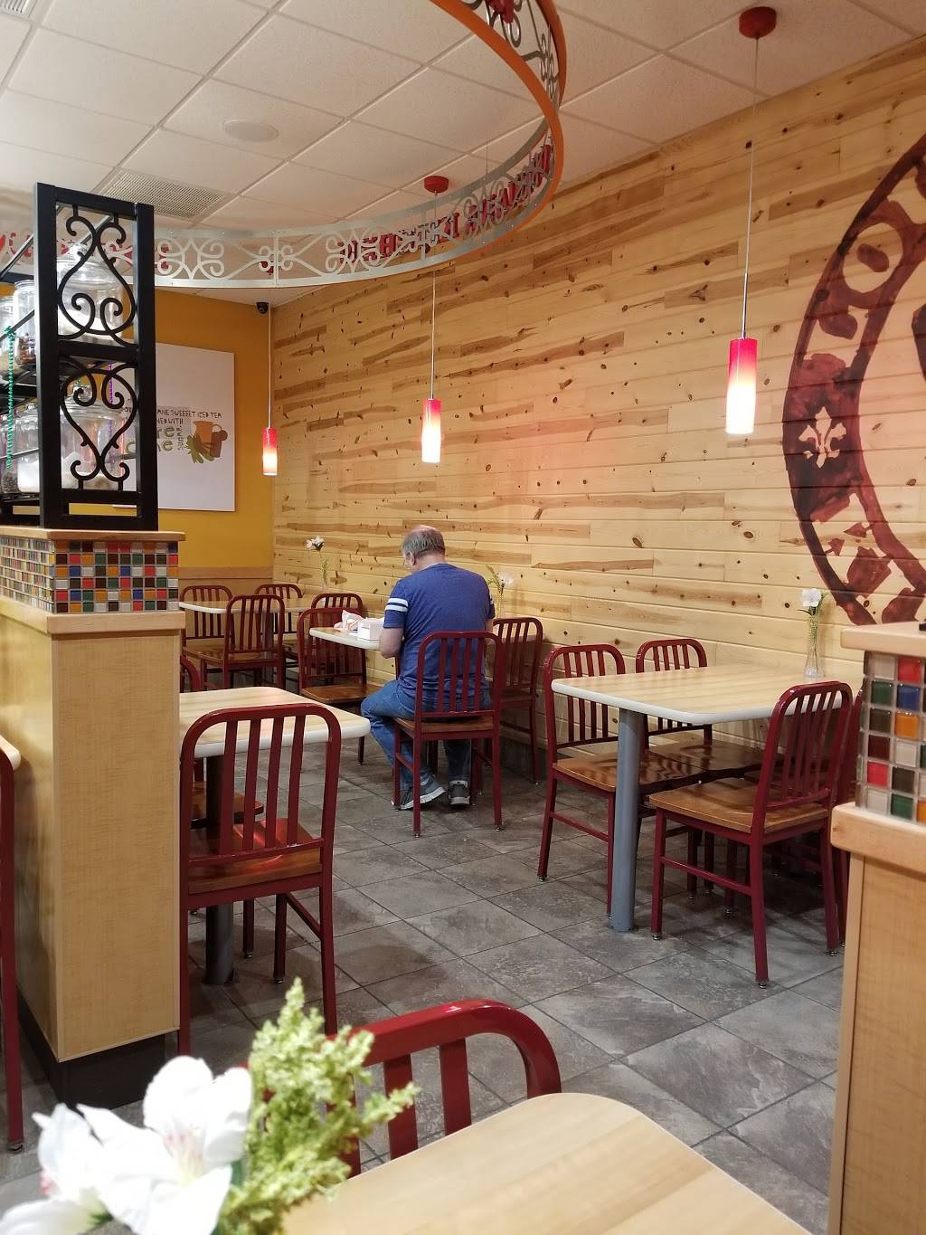 Popeyes Louisiana Kitchen | restaurant | 14605 Eastex Fwy #B, Humble, TX 77396, USA | 2819739185 OR +1 281-973-9185