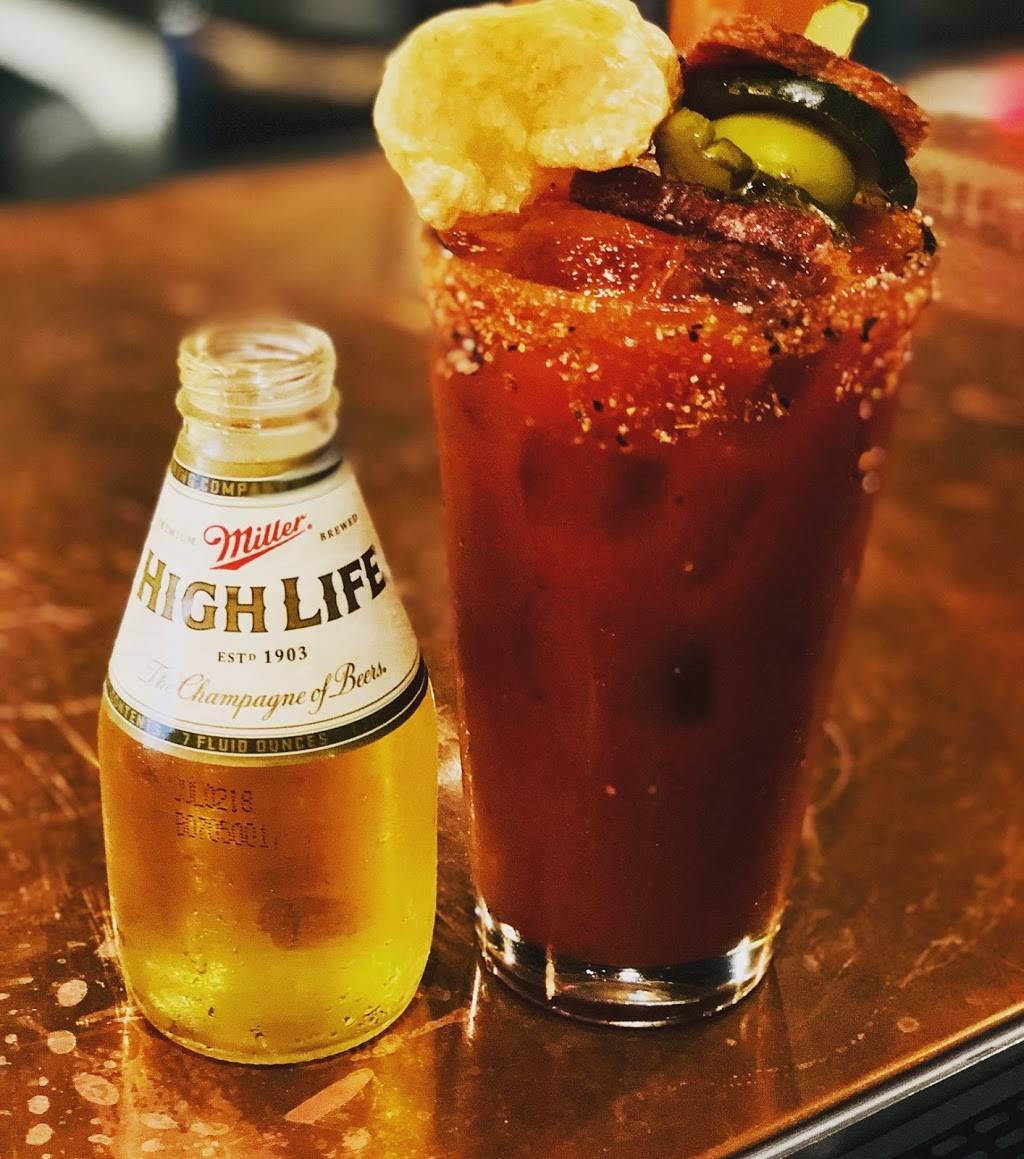 Hogshead Kansas City | restaurant | 4743 Pennsylvania Ave, Kansas City, MO 64112, USA | 8163212929 OR +1 816-321-2929