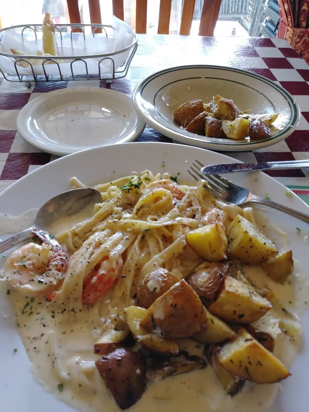 Scardinos Italian Restaurant | restaurant | 4803 Torrance Blvd, Torrance, CA 90503, USA | 3105422222 OR +1 310-542-2222