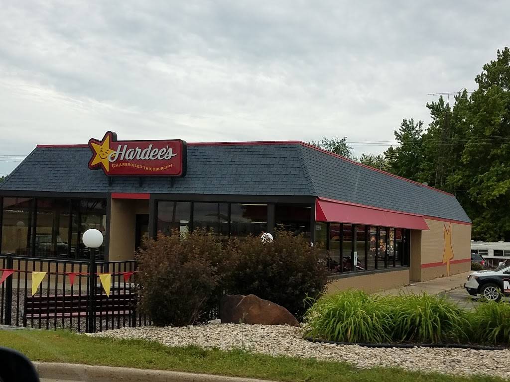 Hardees | restaurant | 104 E Leffler St, Dodgeville, WI 53533, USA | 6089355411 OR +1 608-935-5411