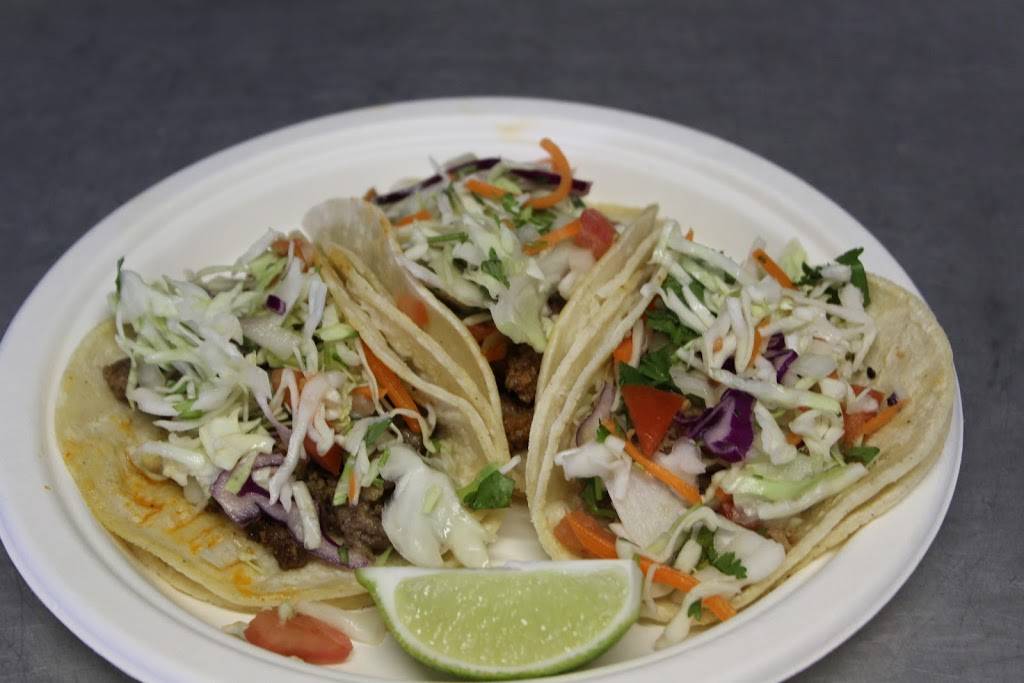 Mannys Lonchera | restaurant | Hwy 14 and, Cook-Underwood Rd, Underwood, WA 98651, USA | 5419806080 OR +1 541-980-6080