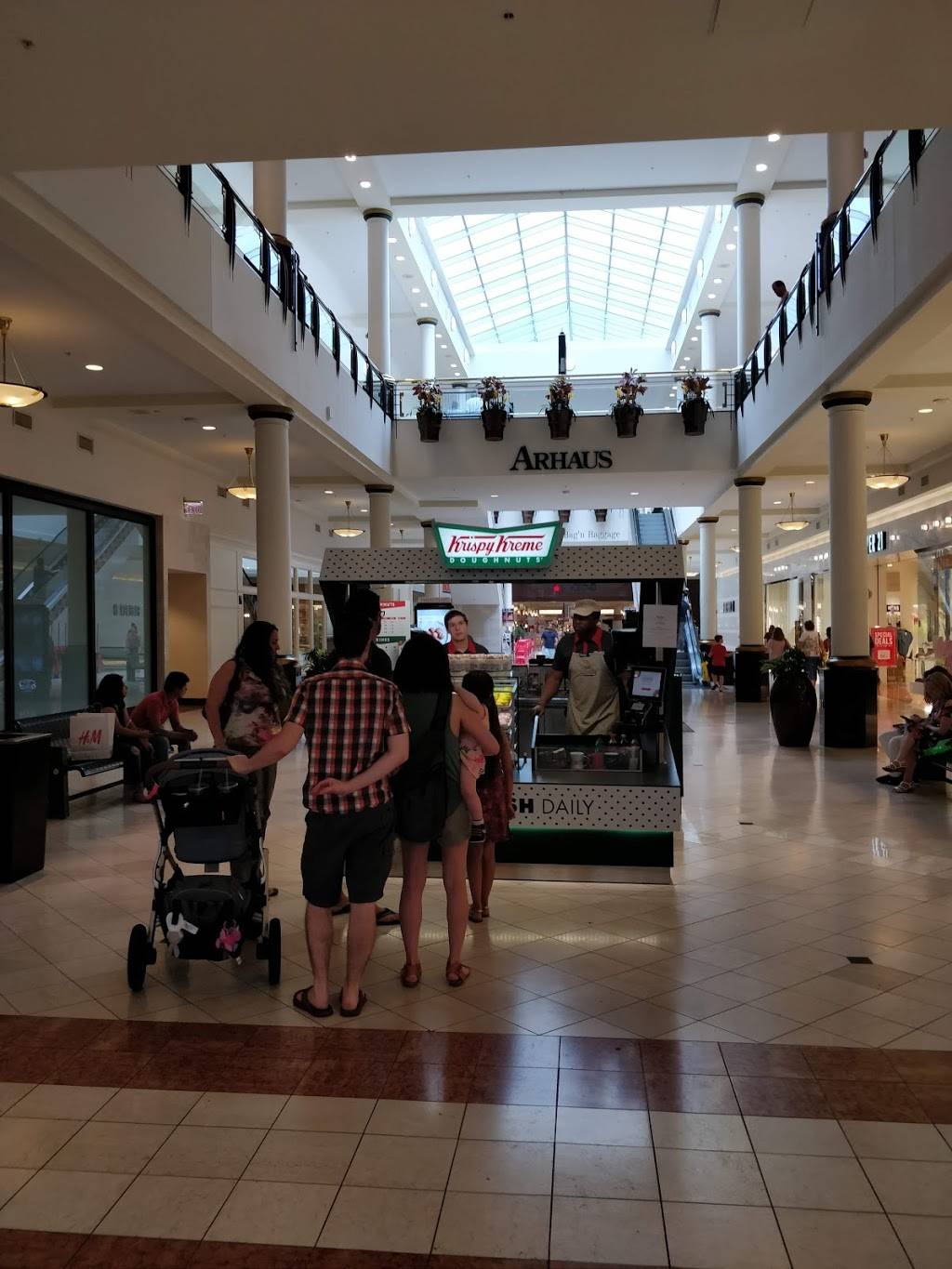 Krispy Kreme | bakery | 4325 Glenwood Ave, Raleigh, NC 27612, USA | 9198333682 OR +1 919-833-3682