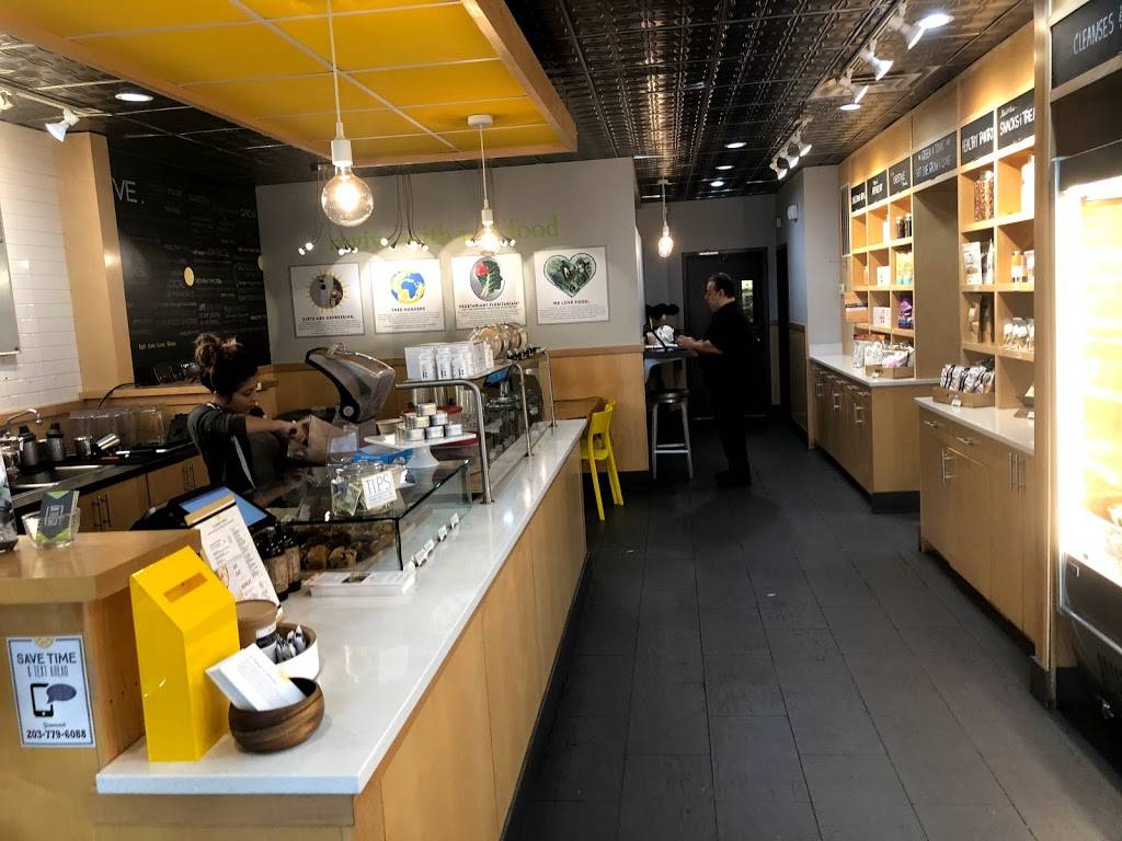 Green & Tonic | restaurant | 85 Railroad Ave, Greenwich, CT 06830, USA | 2038440220 OR +1 203-844-0220