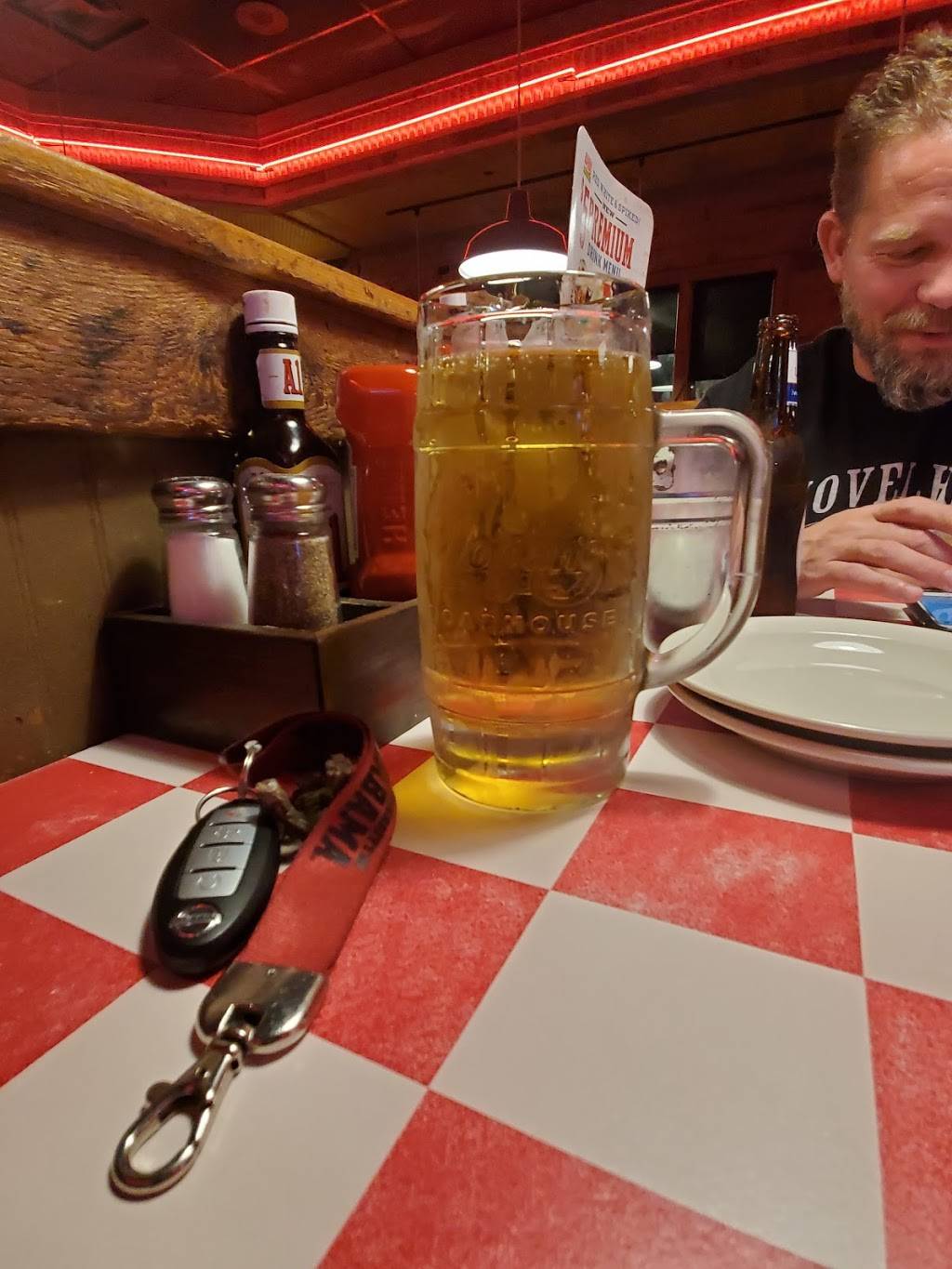 Logans Roadhouse | restaurant | 1511 Skyland Blvd E, Tuscaloosa, AL 35405, USA | 2053493554 OR +1 205-349-3554