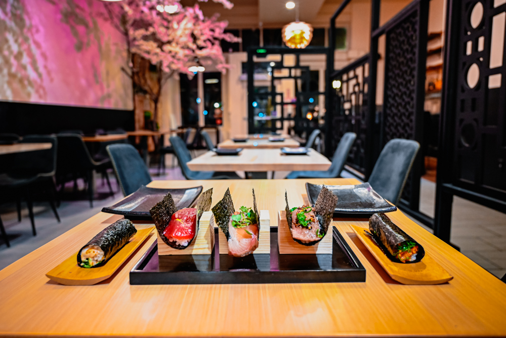 Nori Nori - Craft Handrolls | restaurant | 124 Castro St, Mountain View, CA 94041, USA | 6509387000 OR +1 650-938-7000