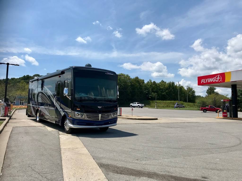 Flying J Travel Center | restaurant | 1420 TN-96 N, Fairview, TN 37062, USA | 6157994116 OR +1 615-799-4116