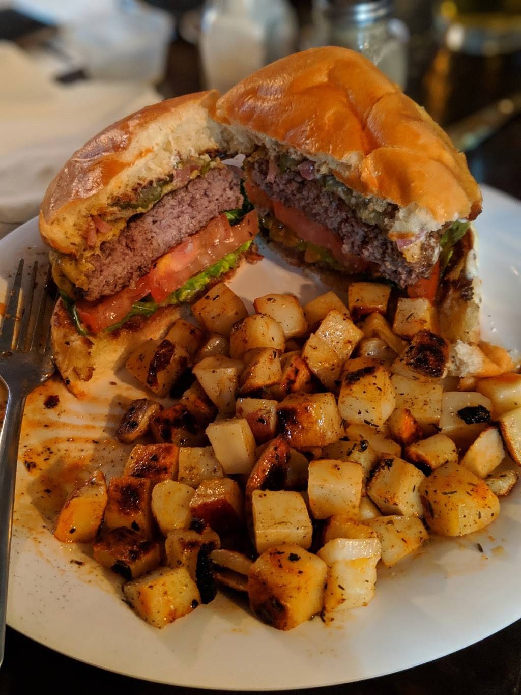 The Bitter Alibi | restaurant | 825 Houston St, Chattanooga, TN 37403, USA | 4233625070 OR +1 423-362-5070