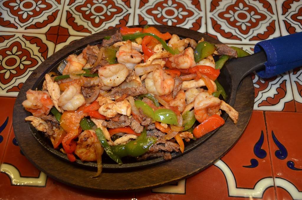 El Campesino | restaurant | 3520 Cleveland Ave NW, Canton, OH 44709, USA | 3304939801 OR +1 330-493-9801