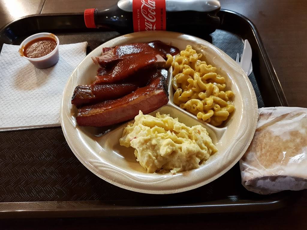 STILL SMOKIN BBQ | restaurant | 212 South Hickory Street, Abbott, TX 76621, USA | 2545809644 OR +1 254-580-9644