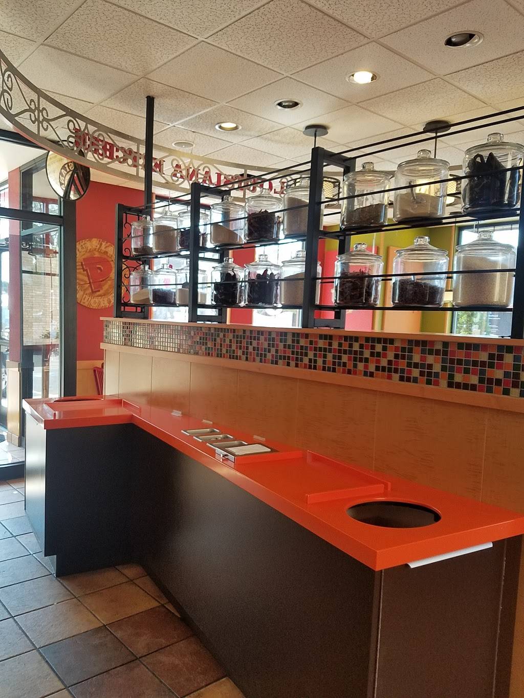 Popeyes Louisiana Kitchen | restaurant | 4431 S Archer Ave, Chicago, IL 60632, USA | 7733768236 OR +1 773-376-8236