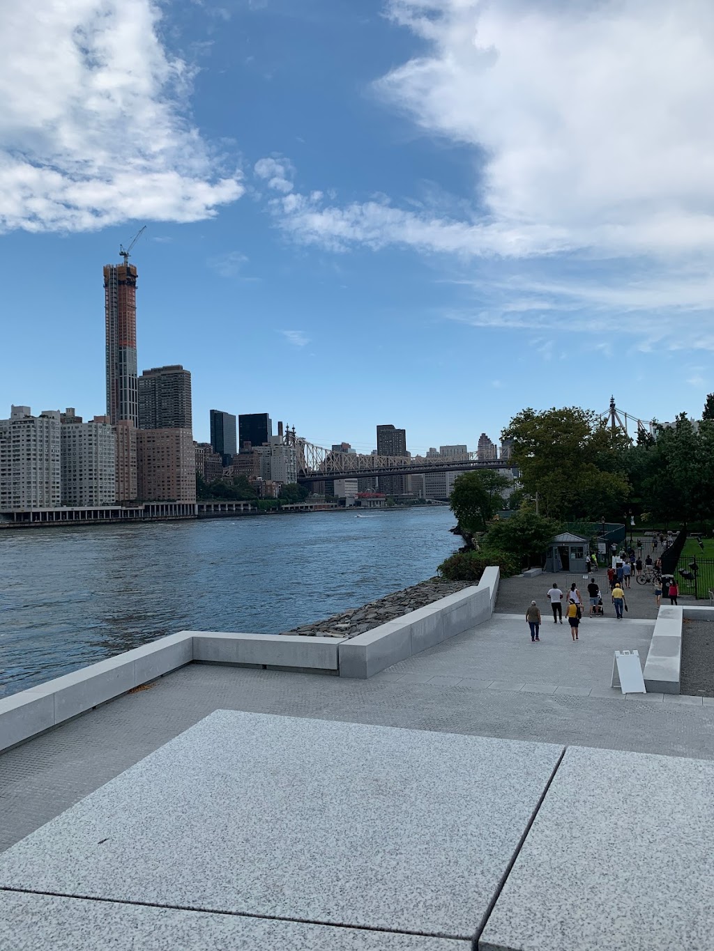 Starbucks | cafe | 90-15 Queens Blvd K203, Queens, NY 11373, USA | 7186997856 OR +1 718-699-7856