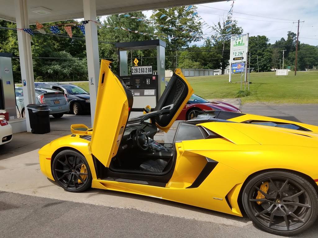 Hamden Filling Station | cafe | 37126 NY-10, Hamden, NY 13782, USA | 6077469799 OR +1 607-746-9799