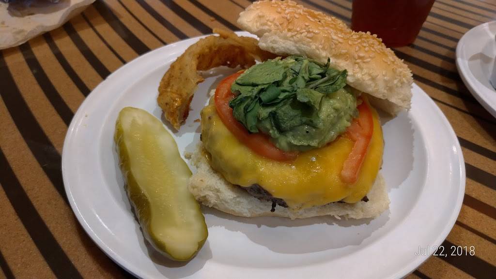 Bobbys Burger Palace | restaurant | 7101 Democracy Blvd, Bethesda, MD 20817, USA | 3017673943 OR +1 301-767-3943