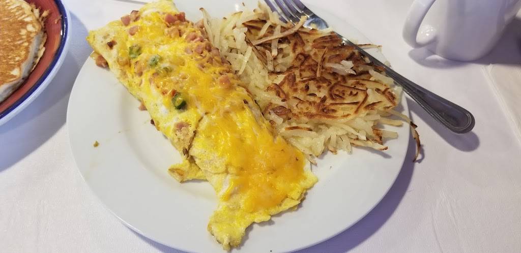 Lilys Cafe | restaurant | 9691 63rd Ave N, Maple Grove, MN 55369, USA | 7635332304 OR +1 763-533-2304