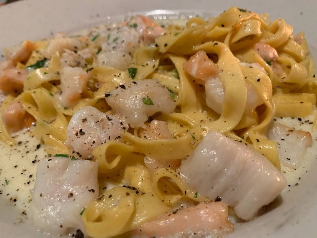 Surfs Up - Romeoville | restaurant | 175 S Highpoint Dr, Romeoville, IL 60446, USA | 6187873787 OR +1 618-787-3787