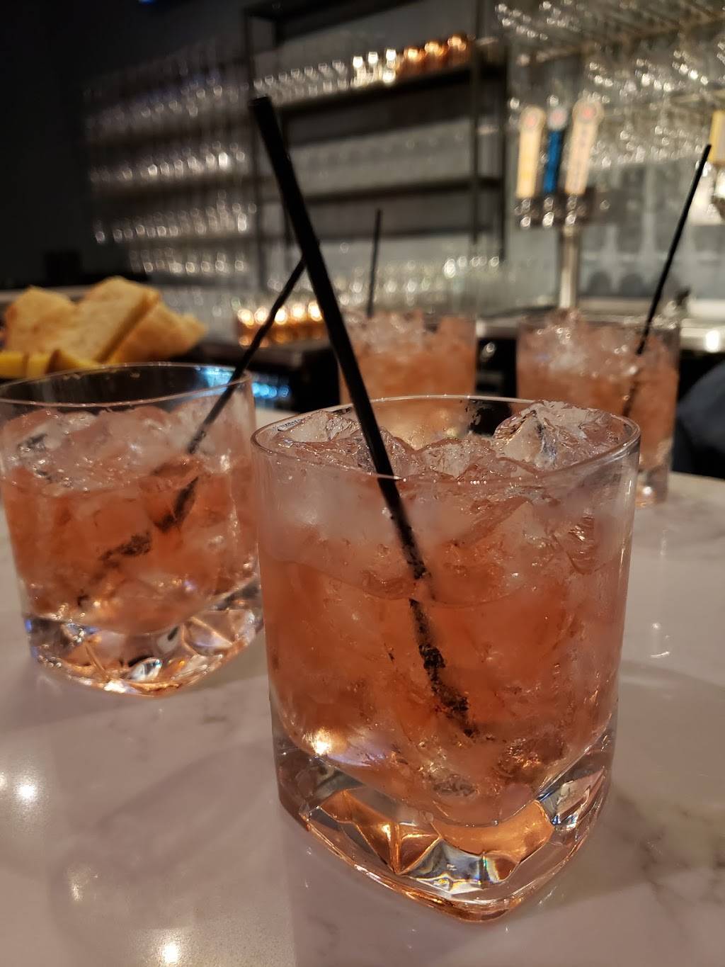 The Portrait Gallery Restaurant | restaurant | 118 E Charles St, Matthews, NC 28105, USA | 7043699982 OR +1 704-369-9982