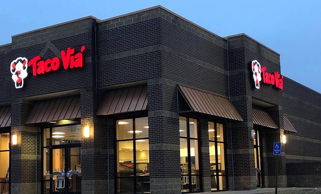 Taco Via | restaurant | 12210 W 135th St, Overland Park, KS 66221, USA | 9137308250 OR +1 913-730-8250