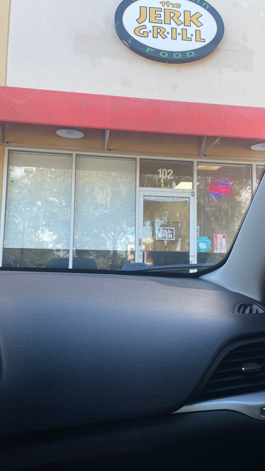 The Jerk Grill | restaurant | 150 Alafaya Woods Blvd # 102, Oviedo, FL 32765, USA | 4075427244 OR +1 407-542-7244