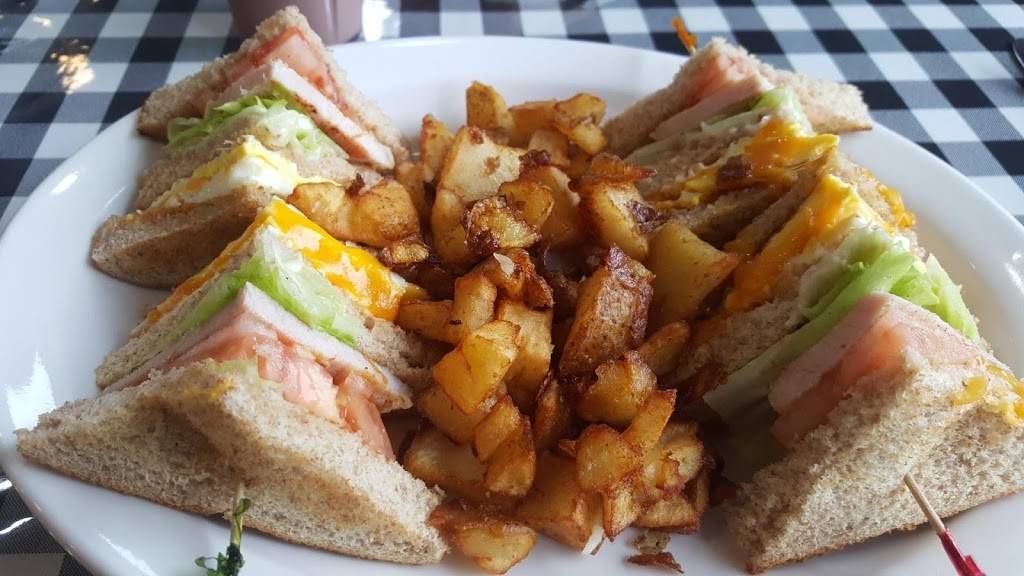 Joe’s Diner - St. Marys | restaurant | 528 Queen St E, St. Marys, ON N4X 1B8, Canada | 2266617799 OR +1 226-661-7799