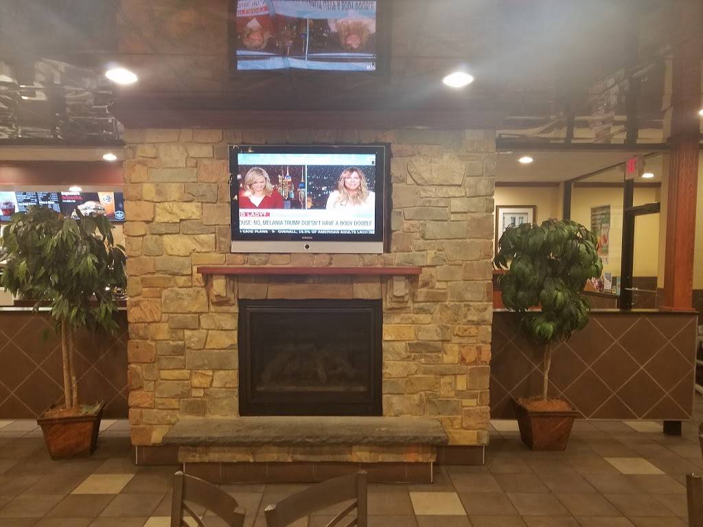 McDonalds | cafe | 30 Commerce St, Wisconsin Dells, WI 53965, USA | 6082547618 OR +1 608-254-7618