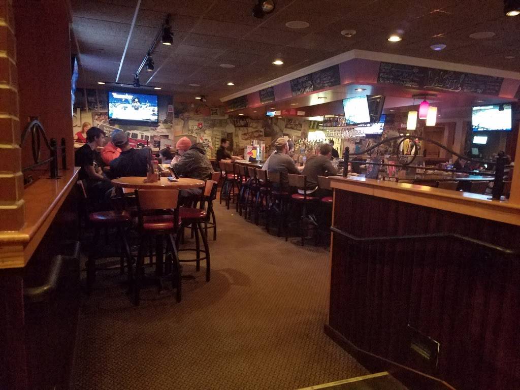 Applebees Grill + Bar | restaurant | 2114 N Central Ave, Marshfield, WI 54449, USA | 7154861700 OR +1 715-486-1700