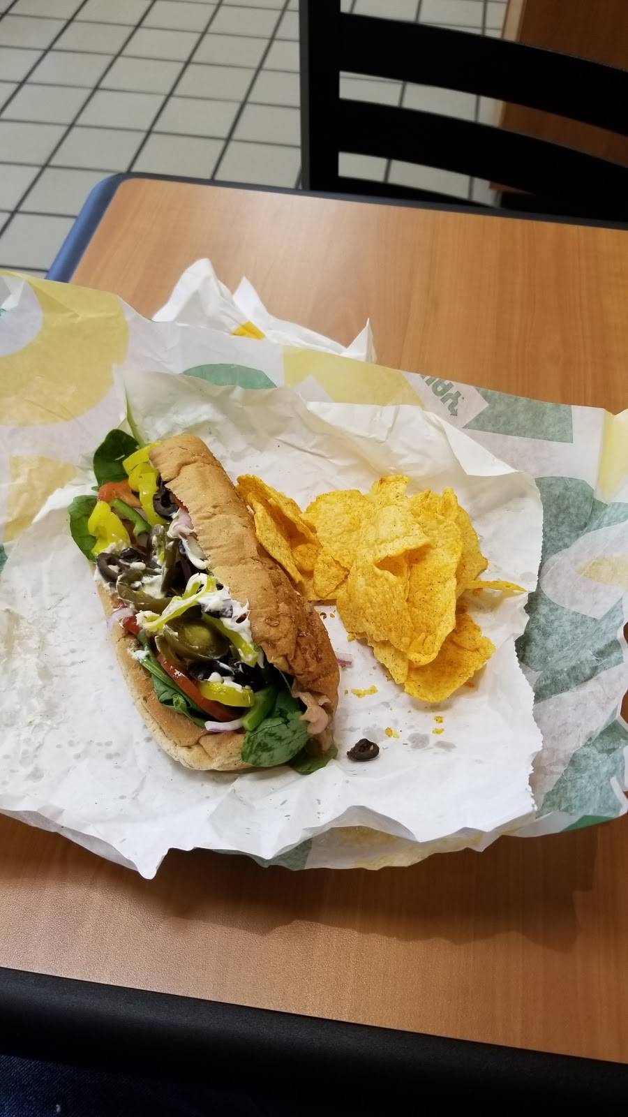 Subway | restaurant | 108 2nd St SW, Coeburn, VA 24230, USA | 2763953065 OR +1 276-395-3065