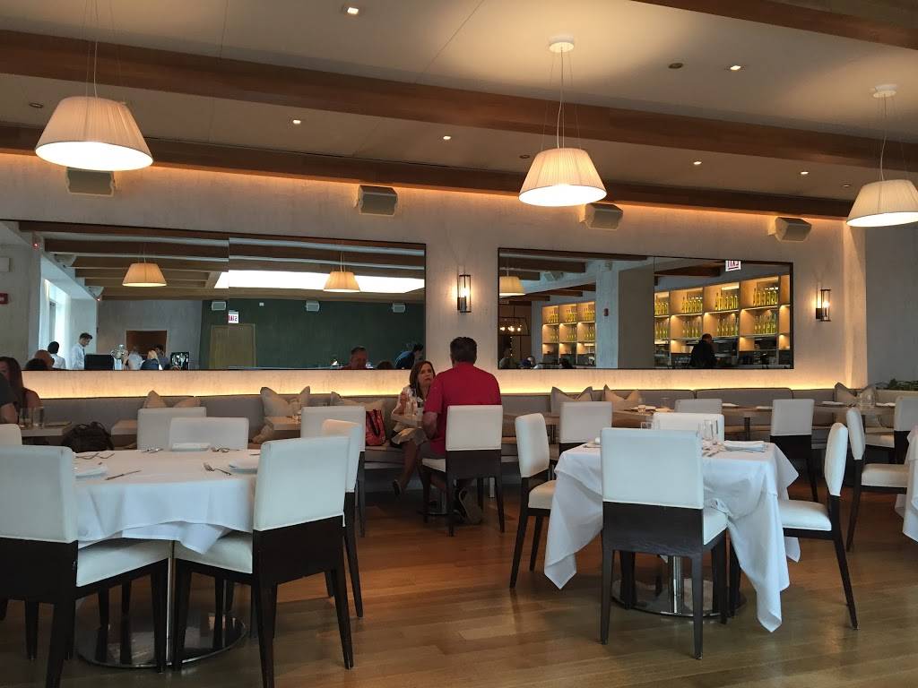 Fig & Olive | restaurant | 104 E Oak St, Chicago, IL 60611, USA | 3124450060 OR +1 312-445-0060