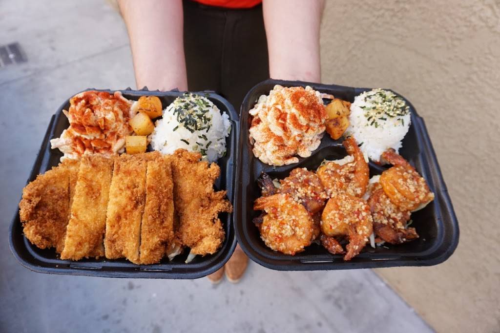 Fakas Island Grill | restaurant | 201 E 4th St, Santa Ana, CA 92701, USA | 7145140593 OR +1 714-514-0593