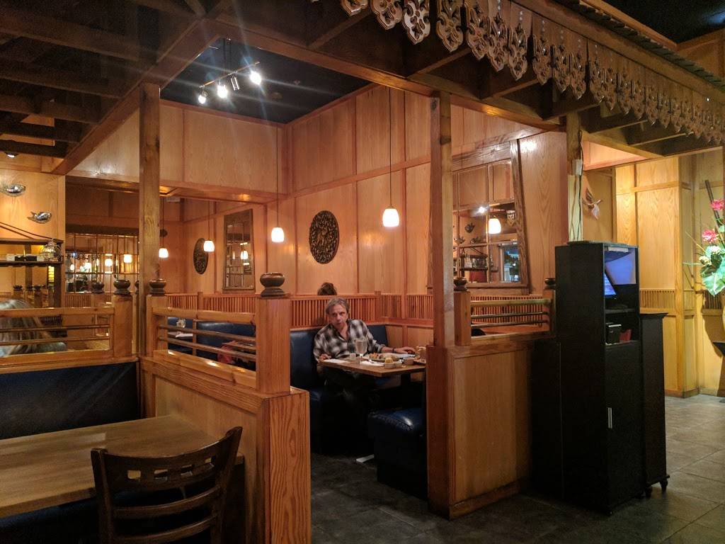 Fuji Hana | restaurant | 2775 NE 187th St #1, Aventura, FL 33180, USA | 3059328080 OR +1 305-932-8080