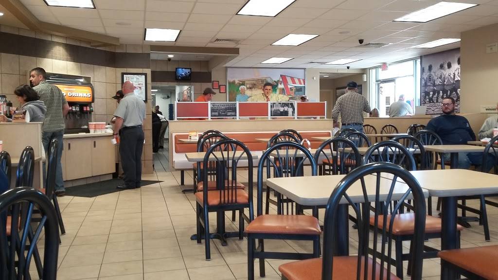 Whataburger | restaurant | 125 Sycamore School Rd, Fort Worth, TX 76134, USA | 8175511161 OR +1 817-551-1161