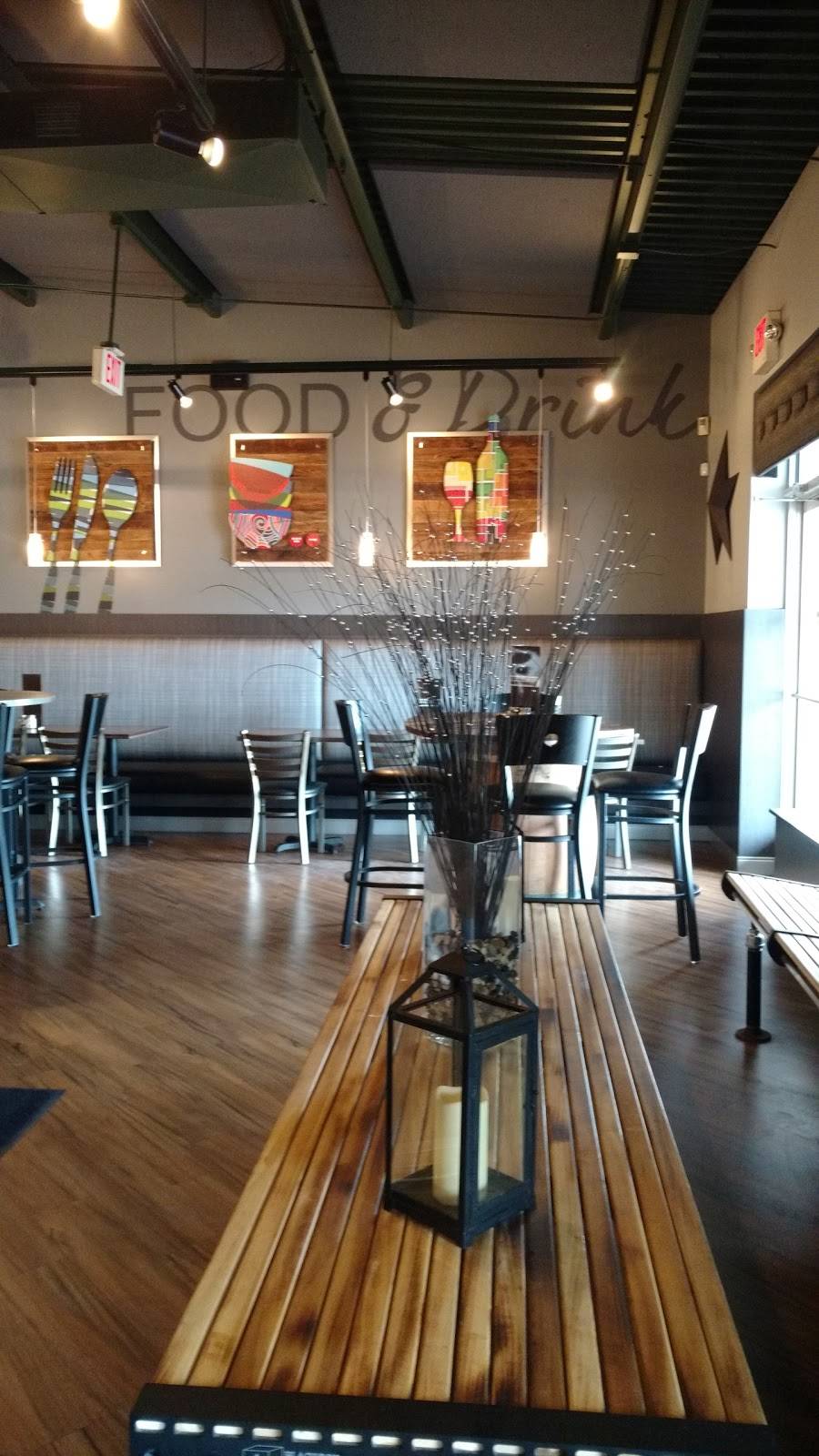 Sparkies Kitchen & Bar | restaurant | 2868 E Highland Rd, Highland Charter Twp, MI 48356, USA | 2488872610 OR +1 248-887-2610