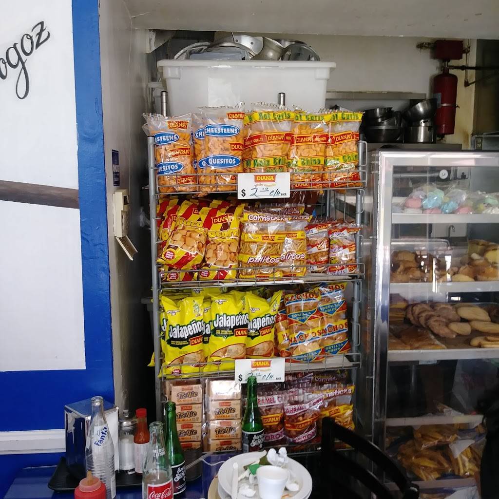 Pupuseria Menchita | restaurant | 1606 Beverly Blvd, Los Angeles, CA 90026, USA | 2132588203 OR +1 213-258-8203