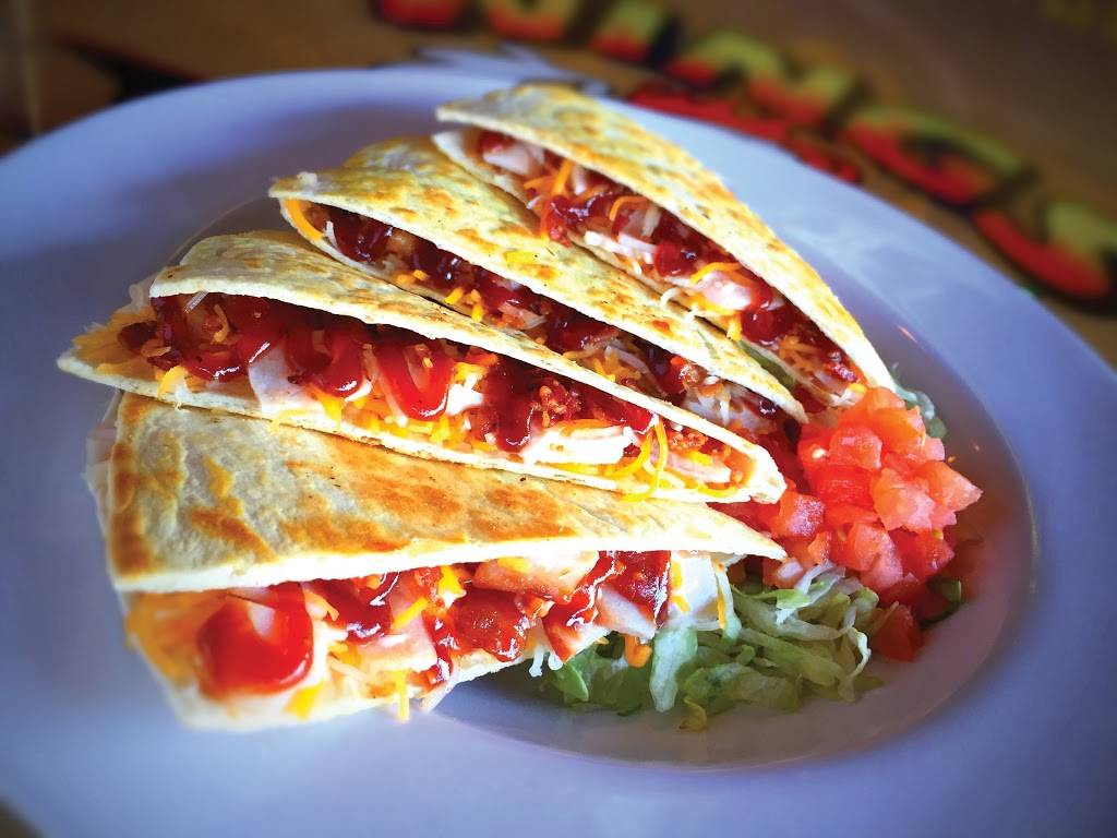 Wings Etc. | restaurant | 888 W Main St, Peru, IN 46970, USA | 7653272269 OR +1 765-327-2269