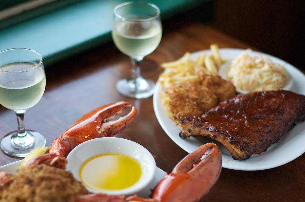 Lennys Indian Head Inn | restaurant | 205 S Montowese St, Branford, CT 06405, USA | 2034881500 OR +1 203-488-1500