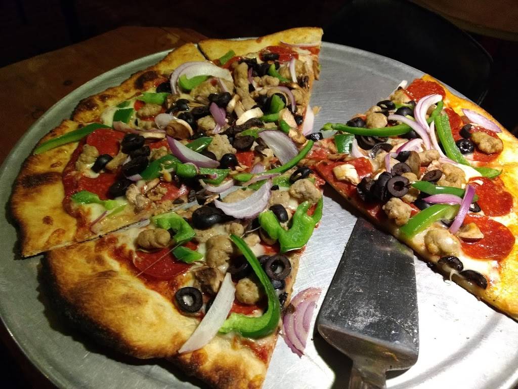 Silverbird Woodfired | restaurant | 133 E Elm St, Penn Yan, NY 14527, USA | 3155365892 OR +1 315-536-5892