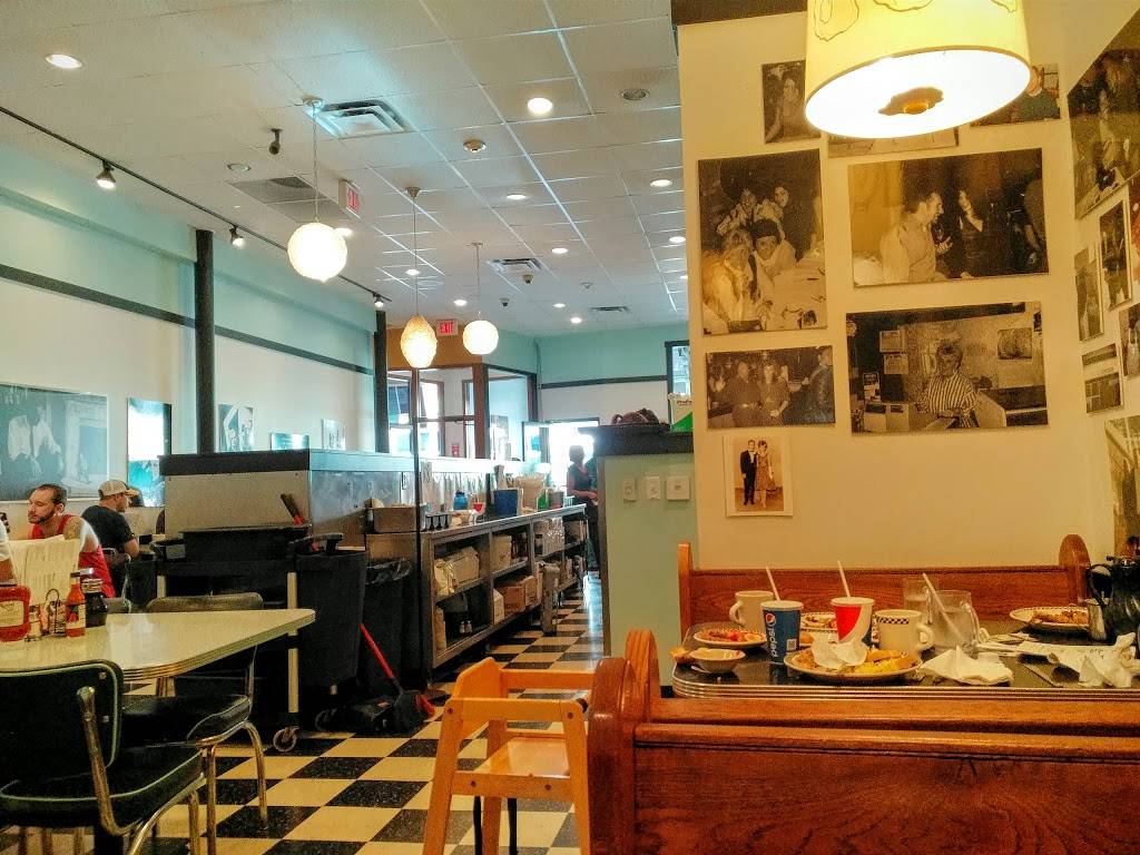 Pamelas P&G Diner | restaurant | 1711 Murray Ave, Pittsburgh, PA 15217, USA | 4124229457 OR +1 412-422-9457