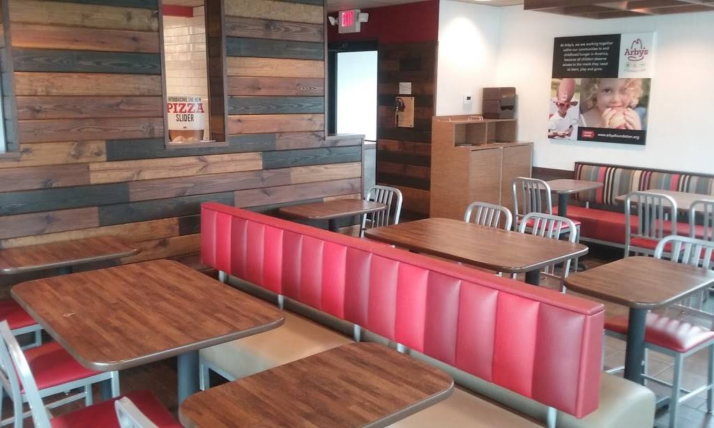 Arbys | restaurant | 1331 24th St, Port Huron, MI 48060, USA | 8109845820 OR +1 810-984-5820